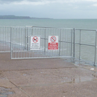 New signs along the sea wall 001