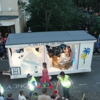 In-the-lap-of-the-Gods-25395