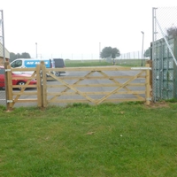 new gate at sandy lane park 002