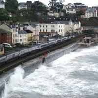 Lashing-Gales-and-Rain-Disrupt-25172