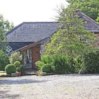 article-2351621-1A938E3A000005DC-983_634x426