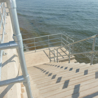 A sunny September Monday 004